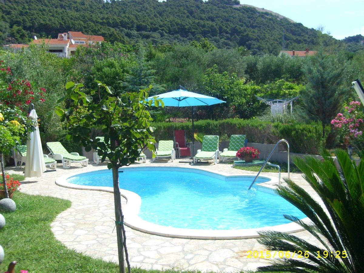 Apartments Bosiljka Rab Town Exterior foto