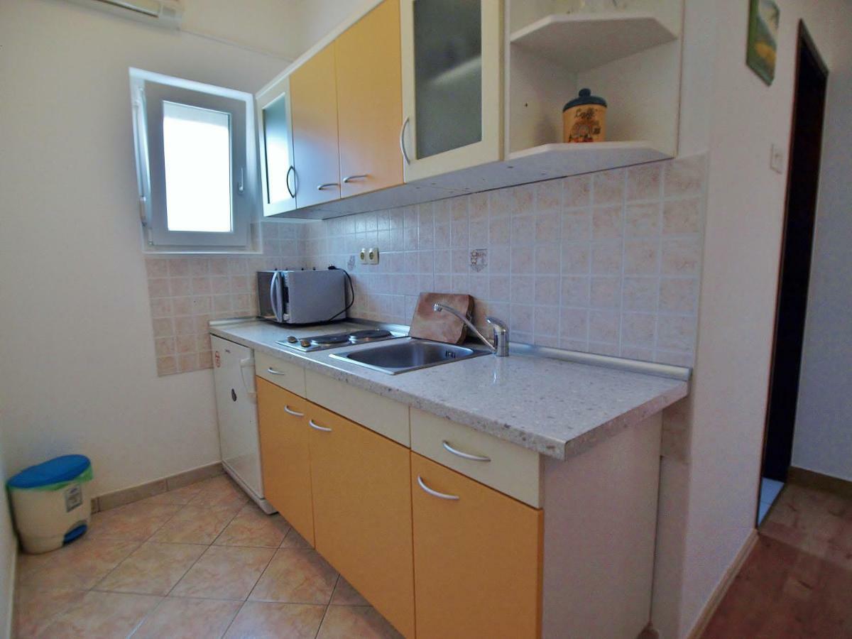 Apartments Bosiljka Rab Town Exterior foto